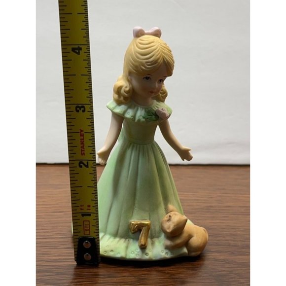 Growing Up Birthday Girls Age 7 Porcelain Blonde Figurine 1981 Enesco Kitten - Picture 3 of 7
